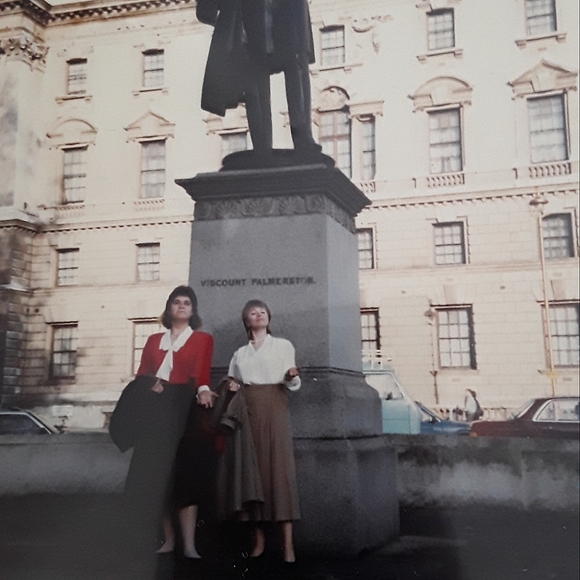 Meet your Posher, Susan - Picture 5 of 12